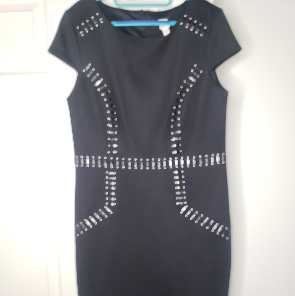 Dress - Picture 13 of 13